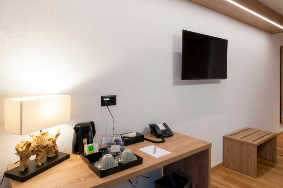 Boutique Corbetta - 60m2 - La Montagne A 5 Minutes De L'autoroute A12 Aux Paccots Sur Montreux - Nouveau Loft Familial - Profitez Du Leman Et Des Montagnes En Meme Temps Hotel